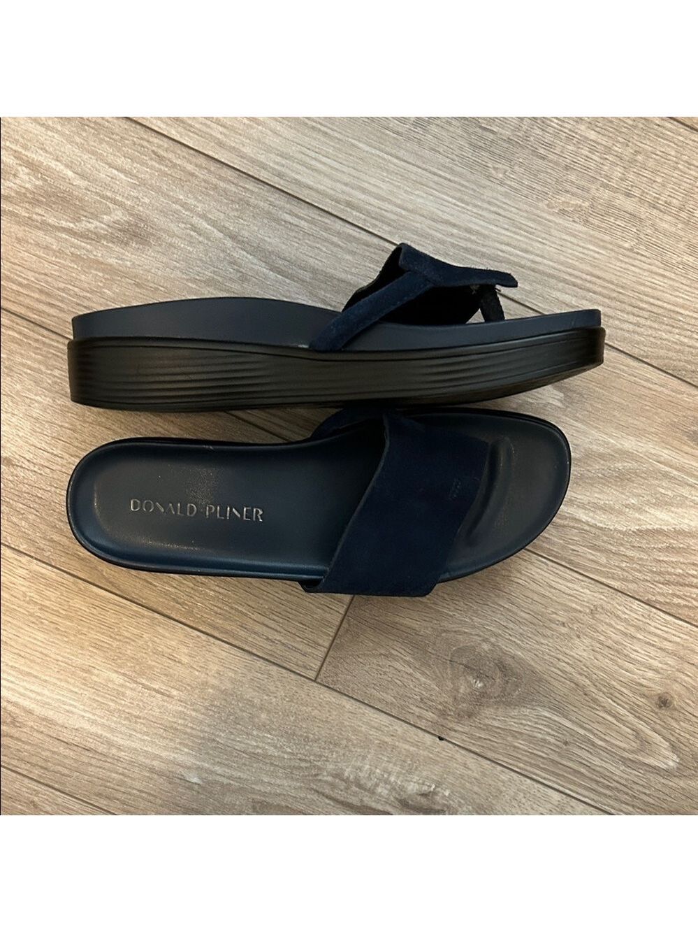 Donald Pliner FiFi Navy Suede Slip On Sandals - Picture 3 of 11